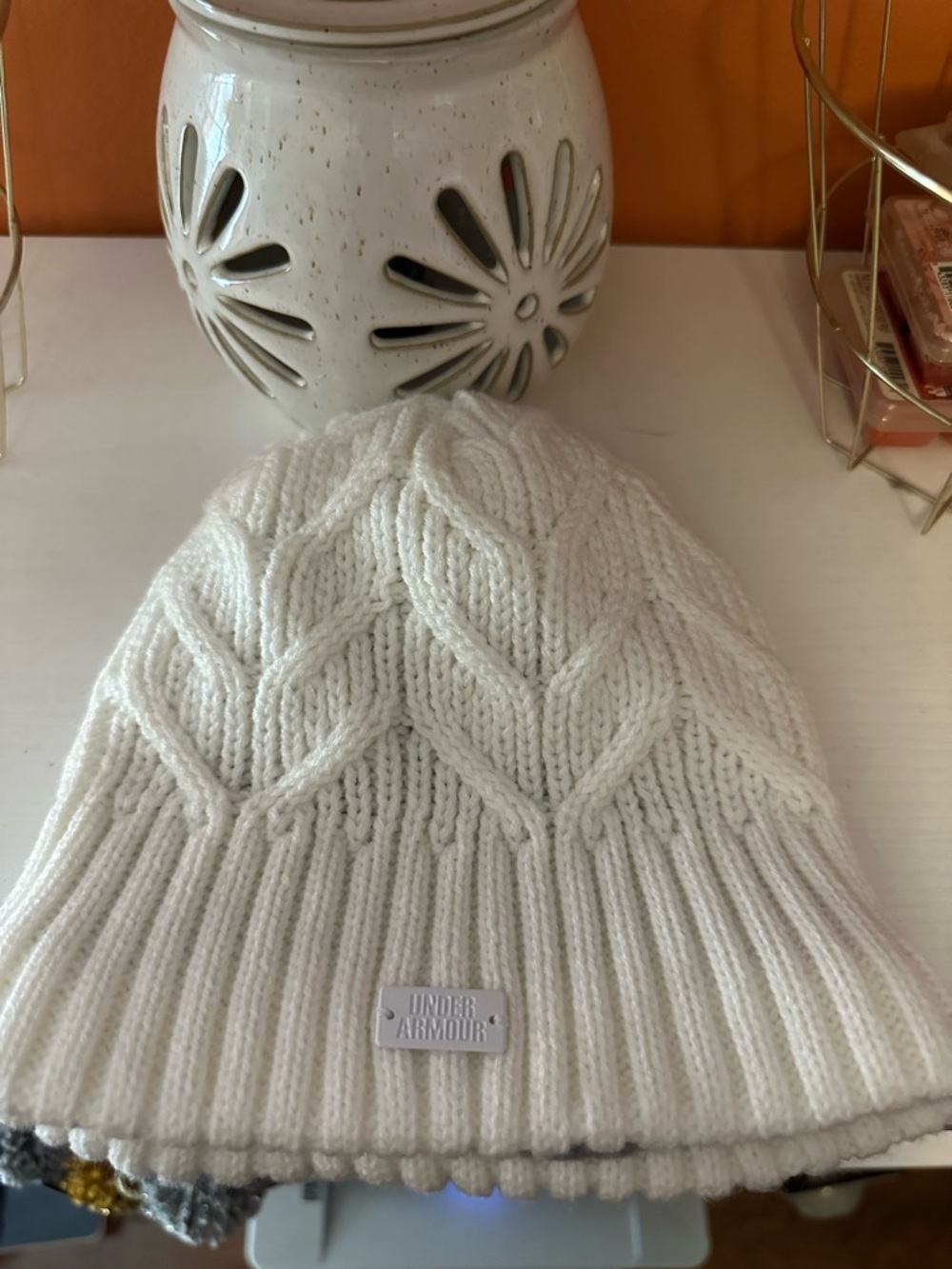 UNDER ARMOUR Around-Town Cable Knit Beanie(NWOT)